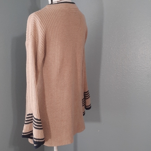 Tommy Hilfiger Bell Sleeve Sweater - Picture 7 of 9
